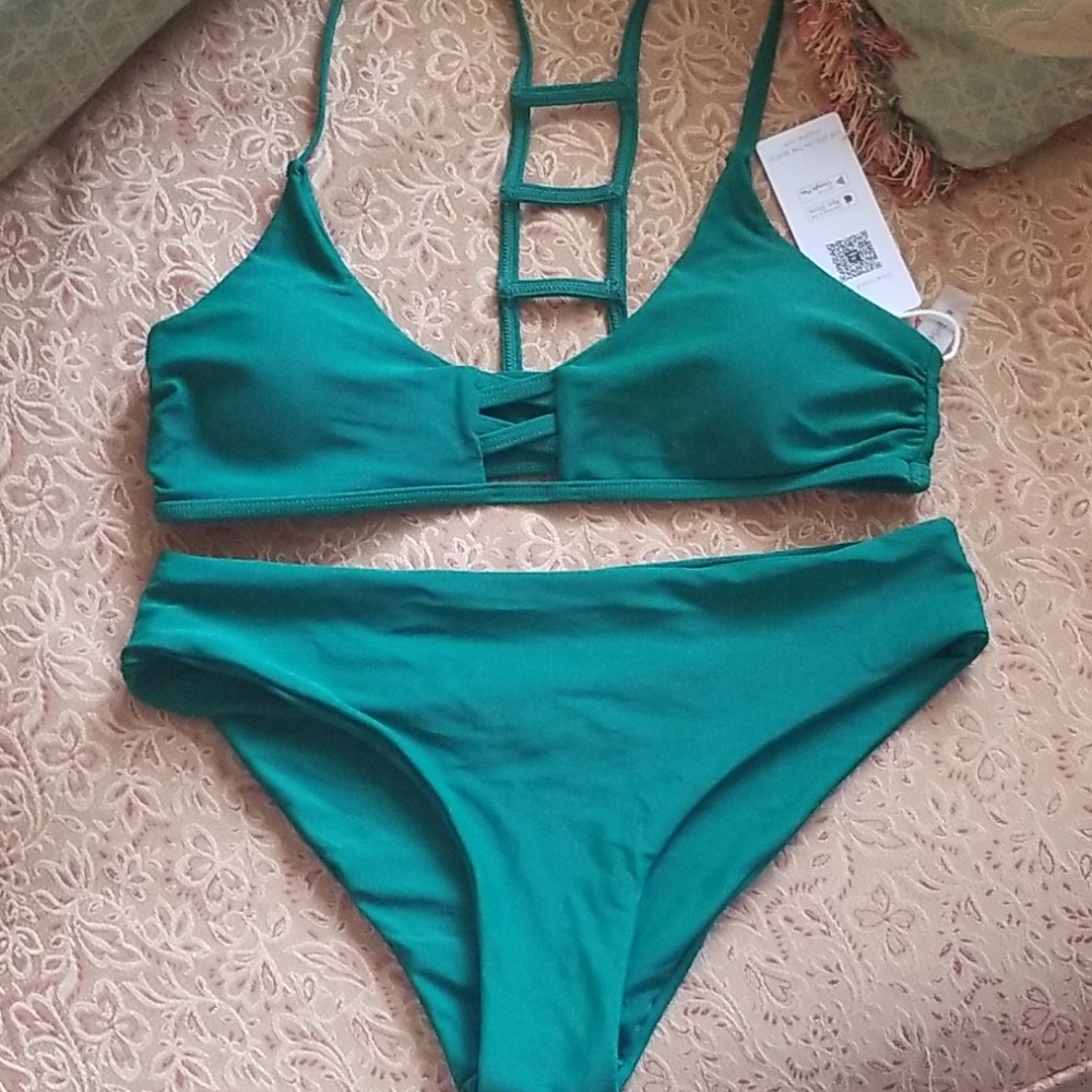 Bikini Green